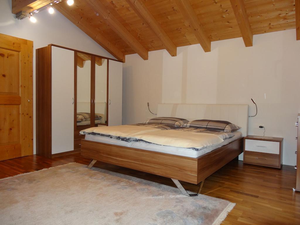 Ferienwohnung Irmgard Steinberg am Rofan Szoba fotó
